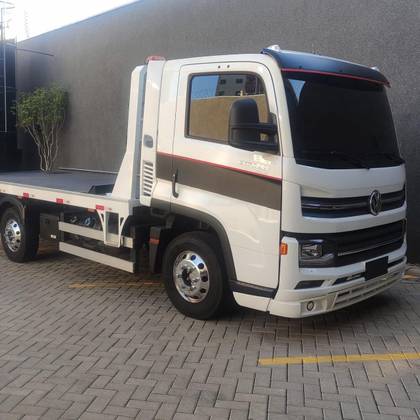 VOLKSWAGEN DELIVERY EXPRESS 3.0 TURBO DIESEL CHASSI 4X2 AUTOMÁTICO